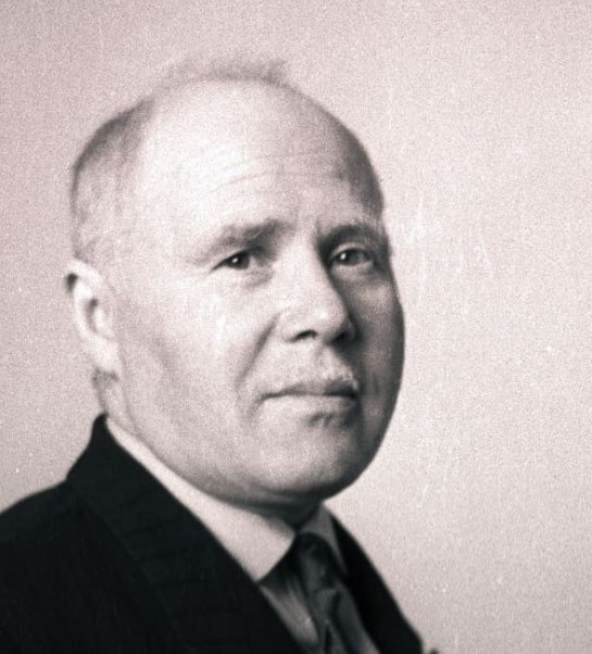 Дмитрий Мартынов