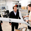 От 3D-печати к тысяче дронов в месяц: Метшин посетил площадку, которая разрабатывает и выпускает FPV-дроны