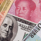 Официальный курс доллара опустился ниже 80 рублей