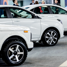 Автосалон в Казани продавал машины за 300 тысяч, скрыв схему с переплатами