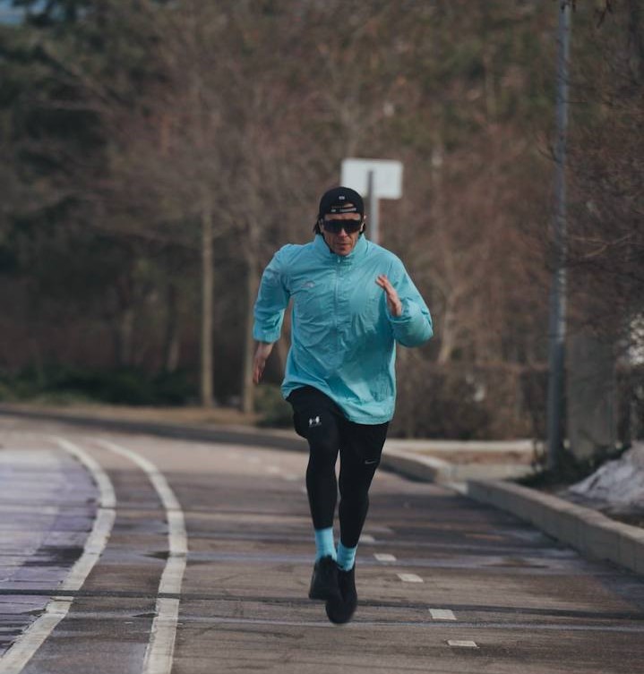 Арсений Попов