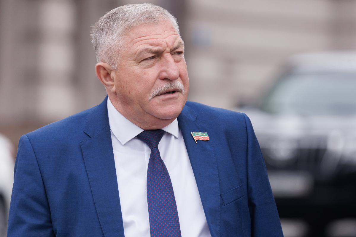 Рягат Хусаинов