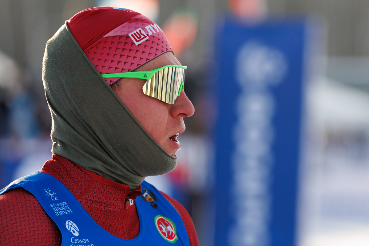 Александр Большунов