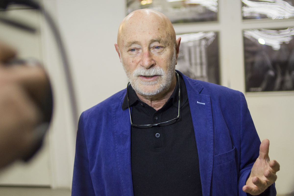 Григорий Остер