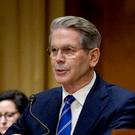 Глава минфина США: свыше 10 стран попросили продлить снятие санкций с российской нефти