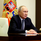 Путин призвал объединить усилия для повышения демографии в стране