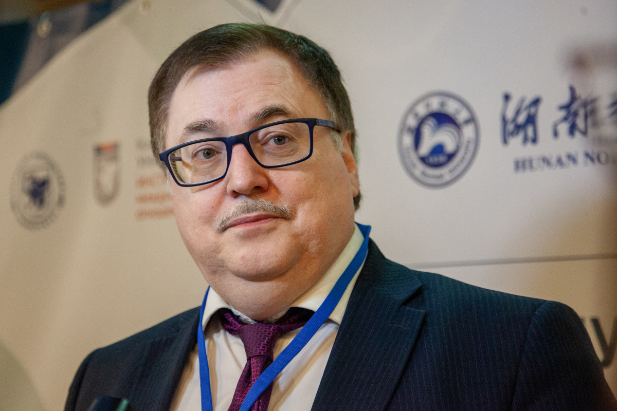 Алексей Маслов