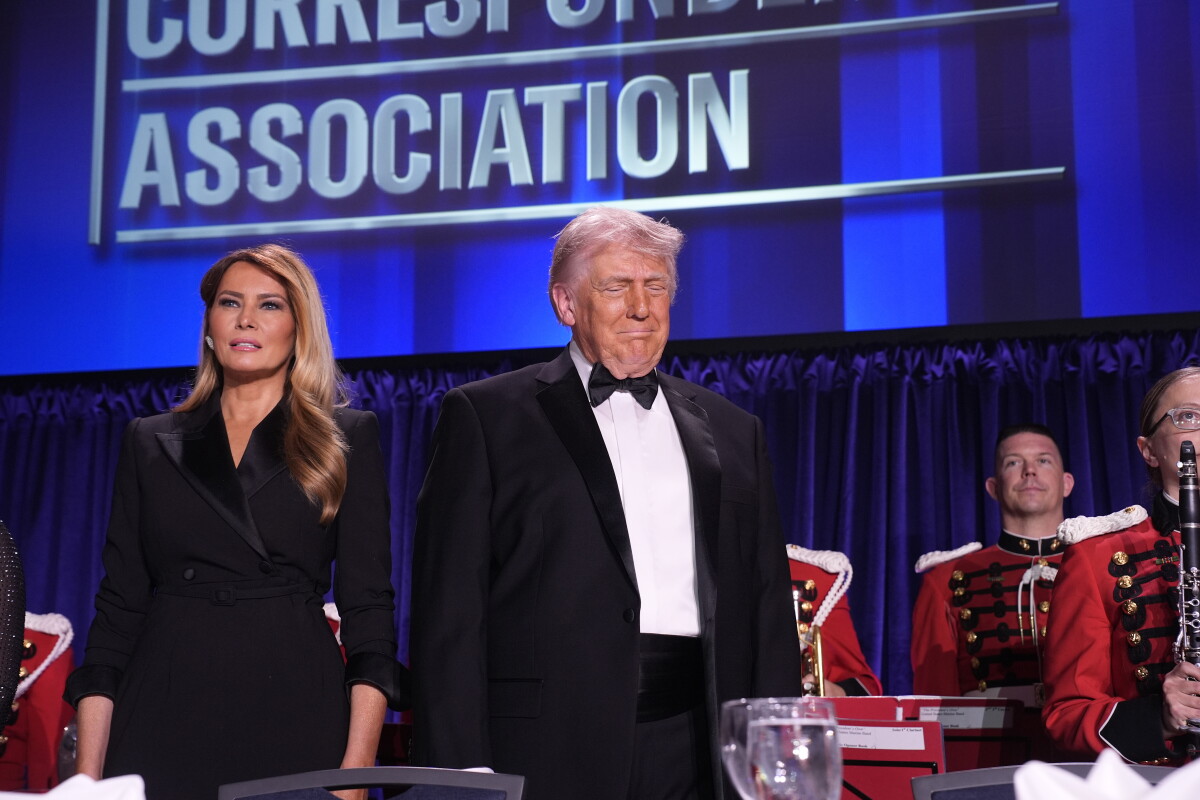 Дональд Трамп и Мелания Трамп за несколько минут до стрельбы