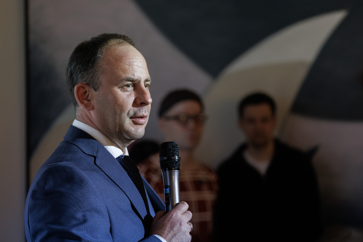 Азат Абзалов