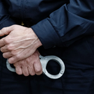 В Альметьевске мужчина устроил стрельбу во дворе – его задержали