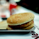 Эксперты предупредили о риске роста закрытий заведений фастфуда до конца года