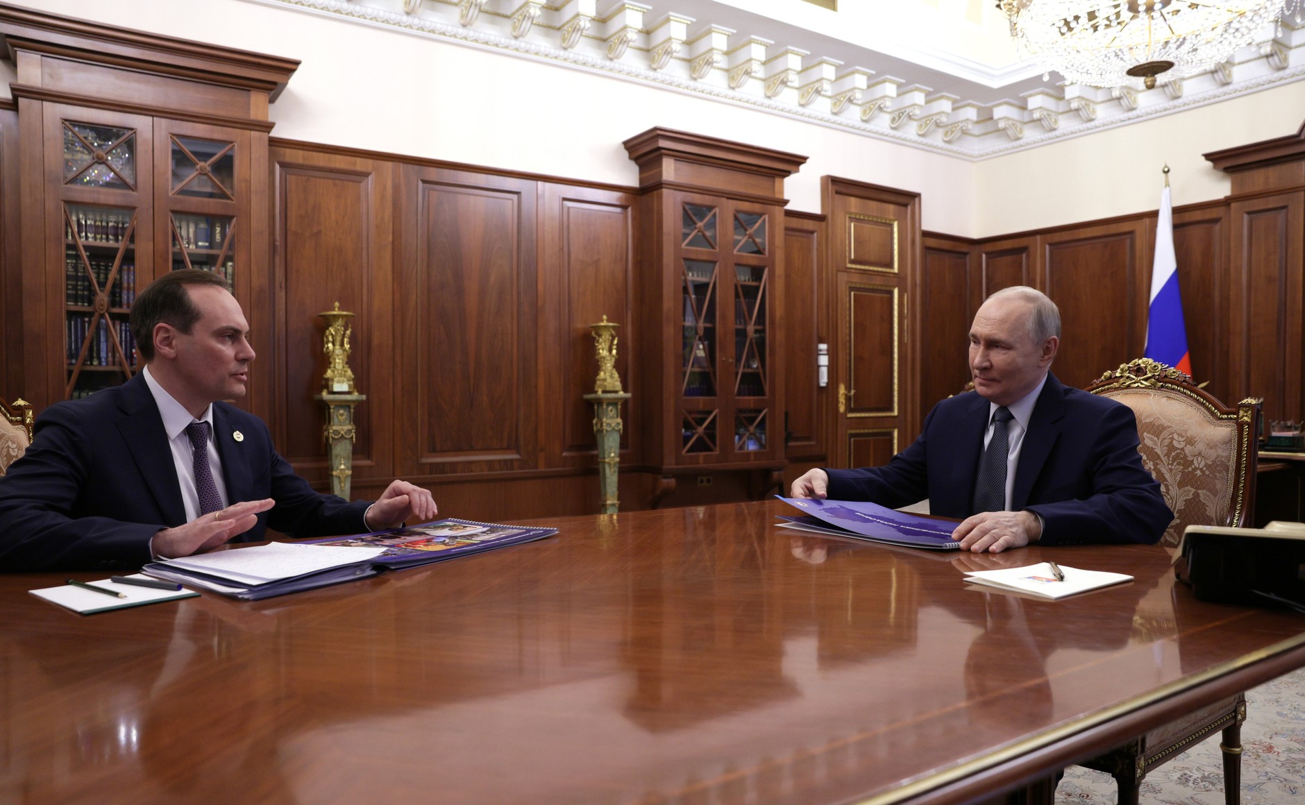 Артем Здунов и Владимир Путин