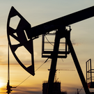 Котировки Brent упали ниже $99 за баррель