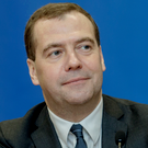 Медведев: России нужны боеготовые вооруженные силы на западном направлении