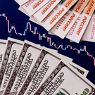 ЦБ понизил официальный курс евро на рубль, доллар – на 78 копеек