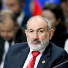 Политолог о Пашиняне: антироссийская риторика нужна для отвлечения от внутренних проблем