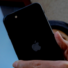 СМИ: Apple разрабатывает функцию блокировки iPhone в момент кражи