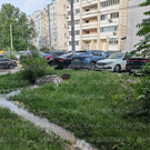 На Серова в Казани прорвало водопроводный коллектор – жители сообщают о коричневой воде в кранах