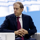 Мантуров пообещал закрывать «лазейки» для ввоза авто из ЕАЭС