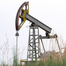 Цена нефти Brent упала ниже $90 за баррель после заявления Трампа об отмене атаки на Иран