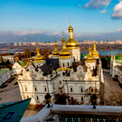 На территории Киево-Печерской лавры вспыхнул пожар – в нее попала ракета Patriot