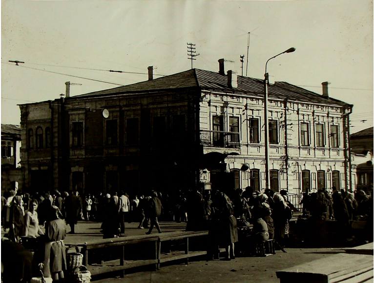 1987 год