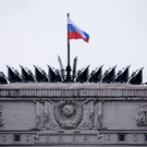 Над регионами России за ночь сбили 323 БПЛА – в Оренбурге пытались атаковать промпредприятие