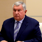 Сечин предложил Путину меры поддержки топливного рынка через биржу