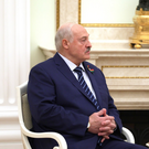 Лукашенко встретился с представителями Зеленского и ответил на его угрозы