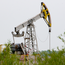 Цена нефти Brent опустилась ниже $72 впервые с 27 февраля