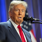 CNBC: Трамп массово покупал акции IT-гигантов во время спровоцированного им обвала
