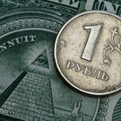 Внебиржевой курс доллара за день снизился на 5 рублей