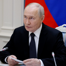 Песков: Путин в курсе волатильности на фондовом рынке, реакция на внешние события нормальна