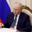 Путин о трудностях с топливом: ВСУ пытаются сорвать сезон отпусков в России