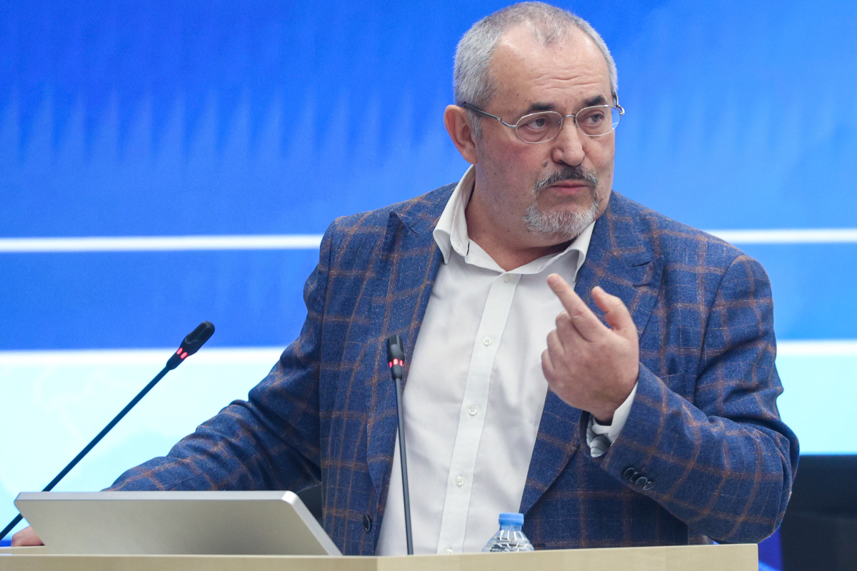 Борис Надеждин*