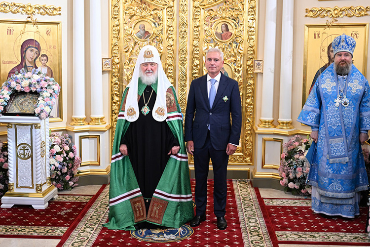 Патриарх Кирилл и Денис Калинкин