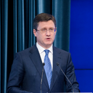 РБК: Новак поручил проработать смягчение лимитов на продажу топлива на АЗС