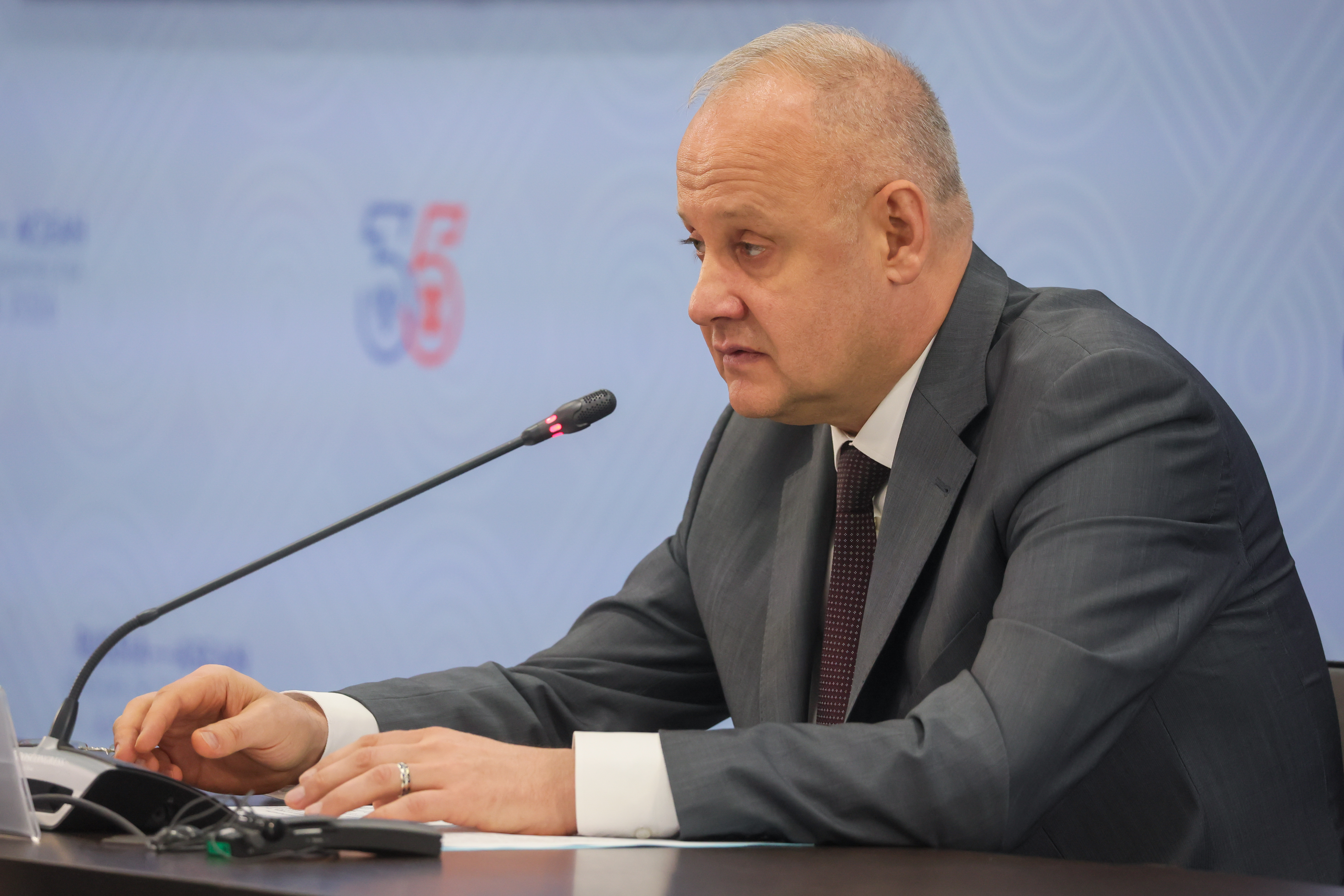 Антон Кобяков