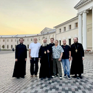 Расторгуев и продюсер Матвиенко в Казани поклонились мощам Спиридона Тримифунтского