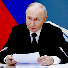 Слухи о мобилизации, угрозы Зеленского и продвижение к Славянску: главное из разговора Путина с журналистами
