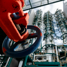 К турецкому генподрядчику СИБУРа и «Газпрома» подали иск о банкротстве