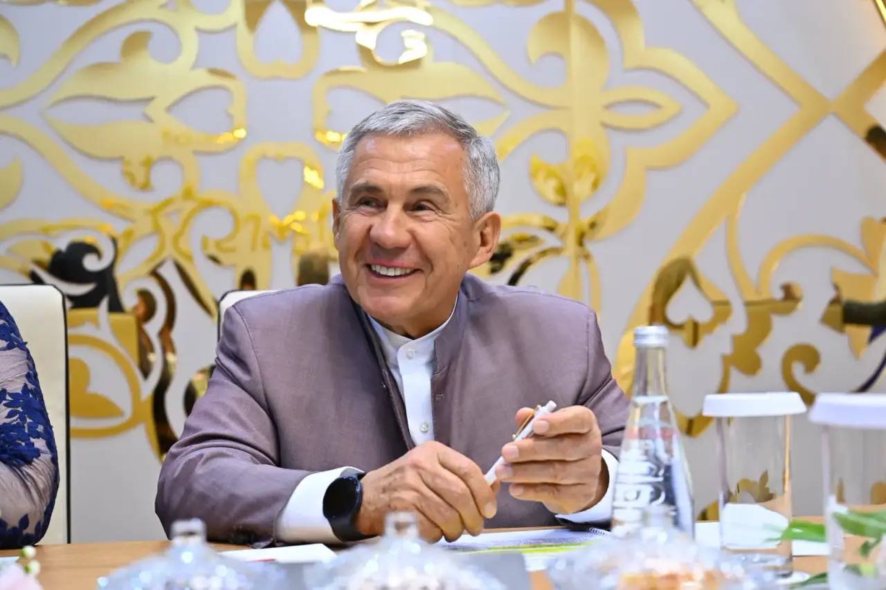 Рустам Минниханов