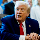 Трамп: Зеленский должен прекратить атаки на топливную инфраструктуру России