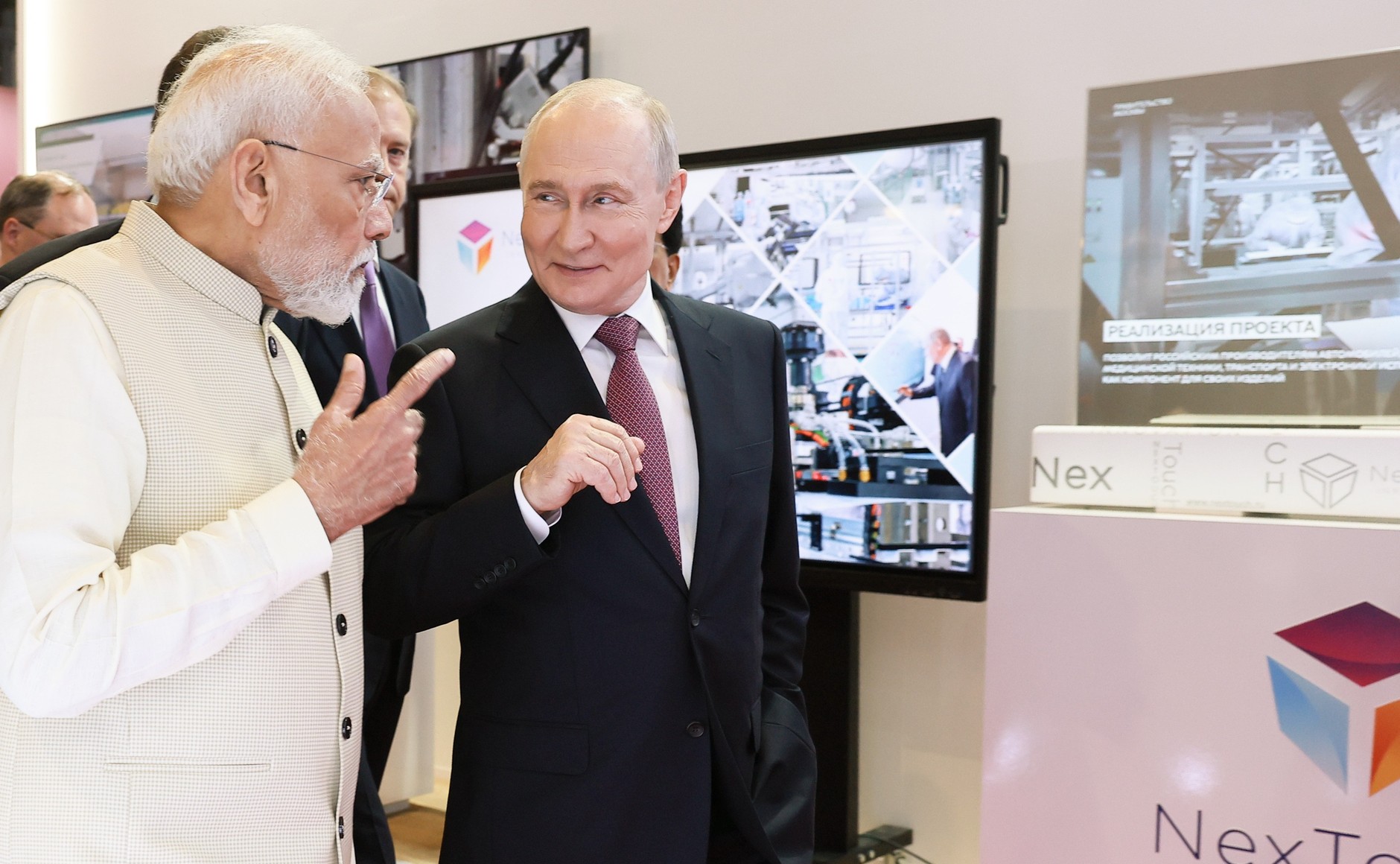 Владимир Путин и Наренда Моди