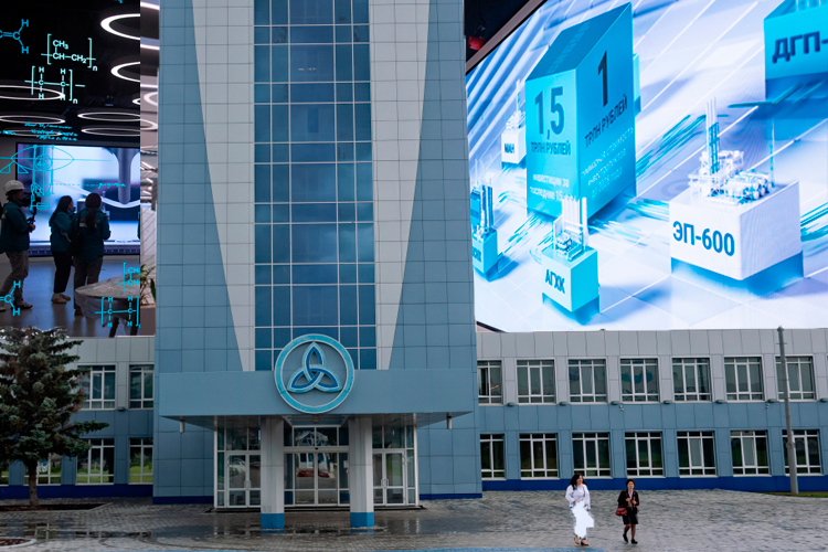 «Катастрофическое снижение цен на рынке нефтехимии!»: НКНХ сократил дивиденды в 3,6 раза