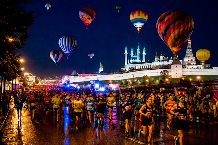 Винтуров на ночном забеге, «воздушный» фестиваль «Мечтатели» и Комаров: 10 способов развлечься в Казани
