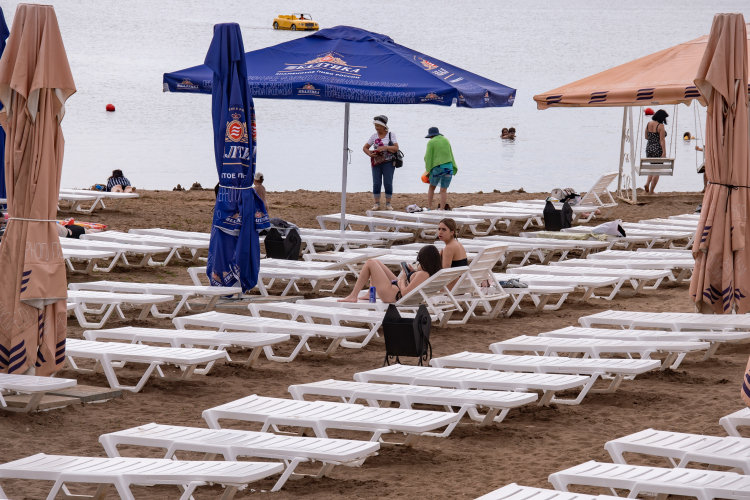 Пляж SunDale Beach Club в Набережных Челнах